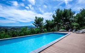 Villa Lumineuse Avec Piscine Clim 1Ere Etage Vue Panoramique Sur Les Montagnes Sur Le Site De La Sainte-Victoire
