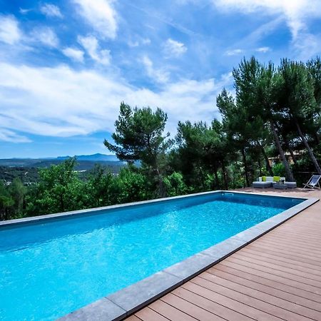 Villa Lumineuse Avec Piscine Clim 1Ere Etage Vue Panoramique Sur Les Montagnes Sur Le Site De La Sainte-Victoire Le Tholonet Extérieur photo