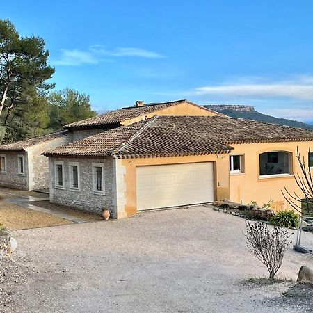 Villa Lumineuse Avec Piscine Clim 1Ere Etage Vue Panoramique Sur Les Montagnes Sur Le Site De La Sainte-Victoire Le Tholonet Extérieur photo